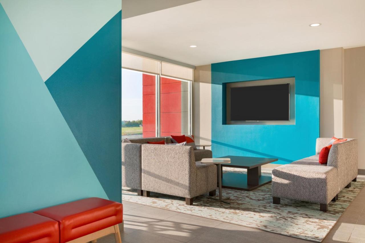 Avid Hotels - Columbus Northwest - Hilliard By Ihg Bagian luar foto